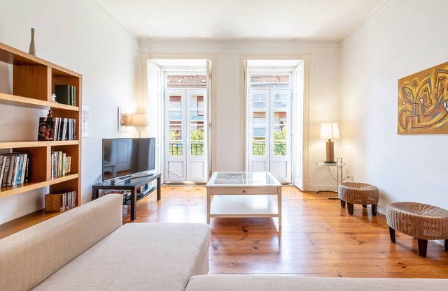 GuestReady - Family Home w/ Rooftop in Alcântara