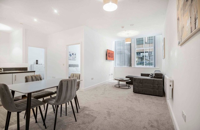 GuestReady – Modern comfort in Liverpool