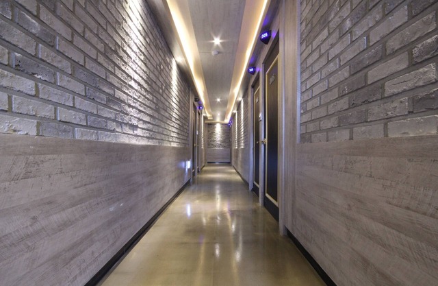 Gumi Wonpyeong-dong Hotel V2