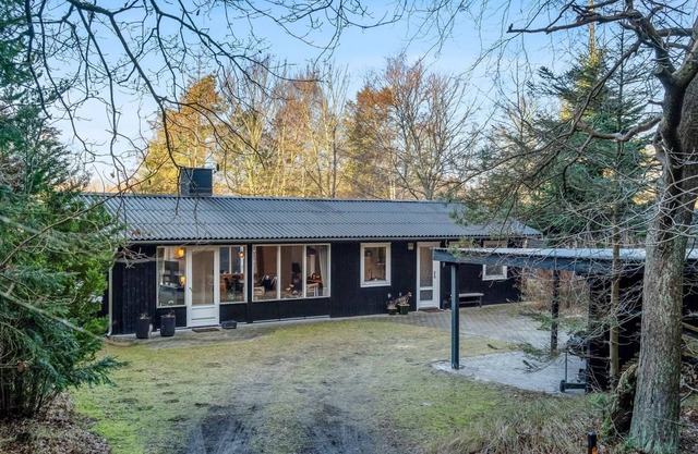 "Gunnil" - 400m from the sea by Interhome