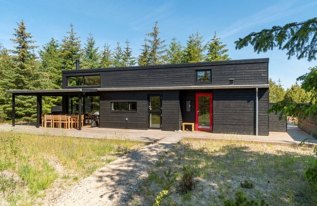 "Gunnor" - 1.3km from the sea by Interhome