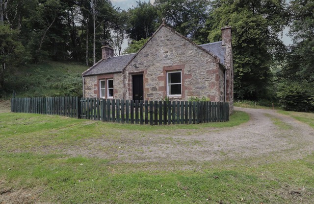Gunroom Cottage