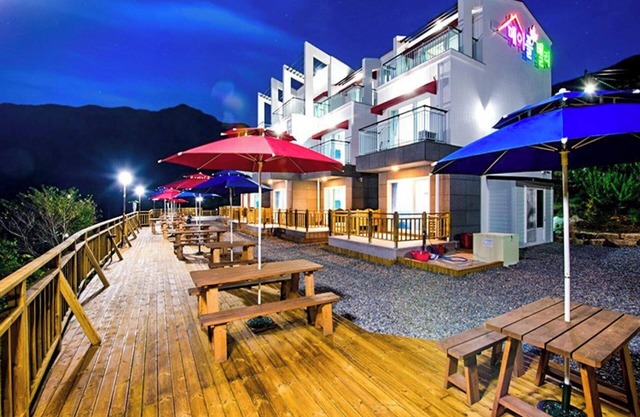Gurye Maple Valley Pension