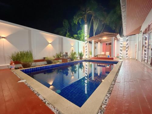 Gusvana Pool Villa