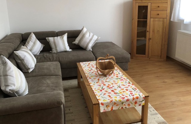 Gut Ausgestattete Ferienwohnung Stephan mit Südbalkon in Zentraler Lage