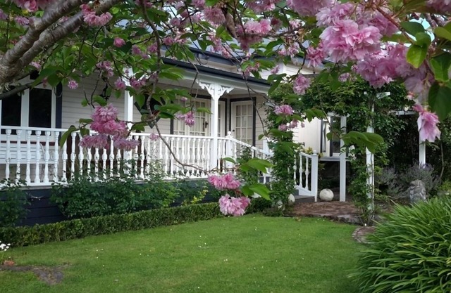 Guthrie Cottage In the Village of Havelock North