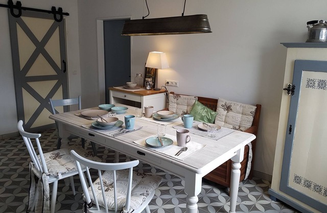 GutsGarten - High Quality Apartment in a 70.000 sqft park