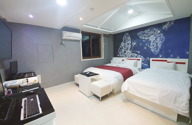 Gwangju Pungamdong Fulll House