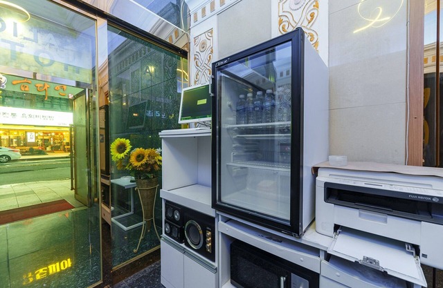 Gwangju Sangmu Alice Business Hotel