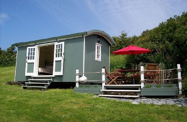 Gwithian St Ives Bay Stunning Shepherds Huts by the sea