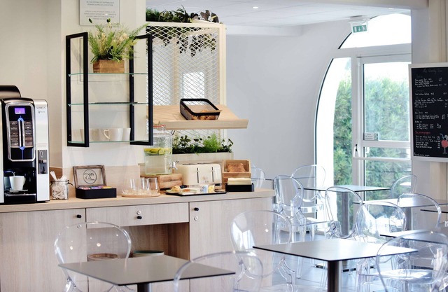 Hôtel Kyriad La Rochelle Centre Ville
