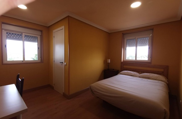 Hostal Buitrago - Double room 7 with private bathroom