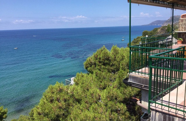 House on the sea Acciaroli