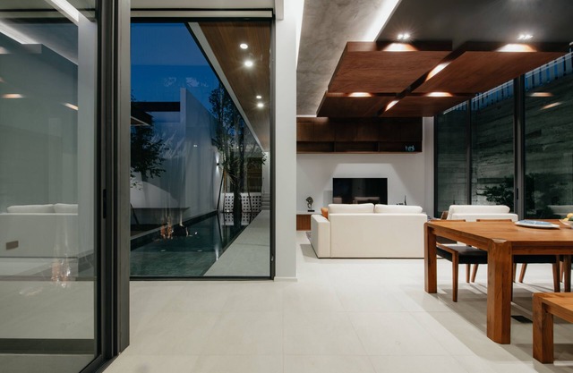 H1 Pool villa
