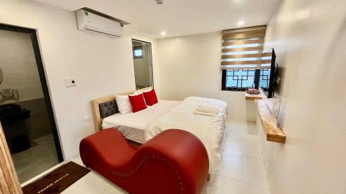 Habibi Hotel