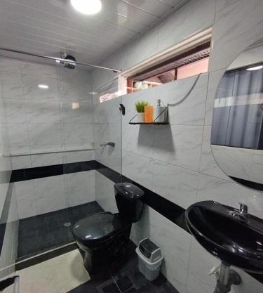 Habitaciones con baño privada Quiroga
