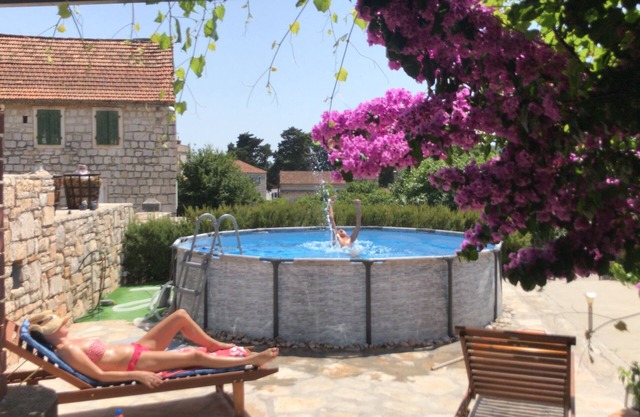Hacienda Dora with assembled pool