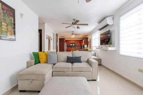 Hacienda M&B Perfect for Groups, with Pool and Spacious Patio