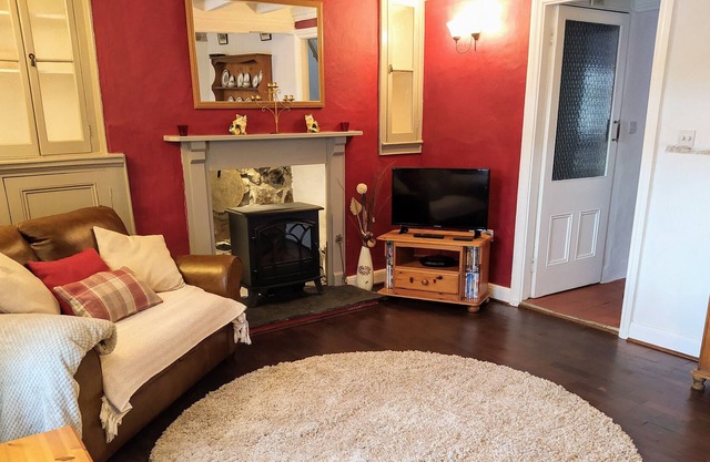 Hafan Bach dog friendly cottage