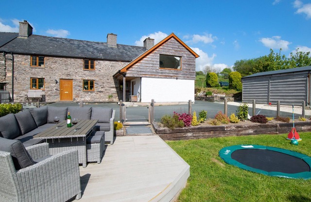 Hafod Gau - Three Bedroom House, Sleeps 5