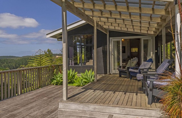 Hahei Hideaway - Hahei Holiday Home
