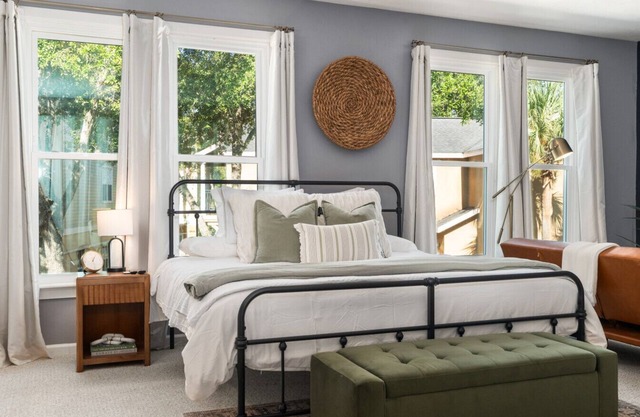 Haile Retreat – King Bed, Workspace, Private Entry