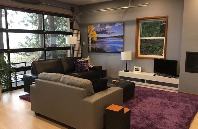 Halcyon Hill Hideaway