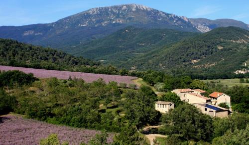 Hameau des Oraisonis
