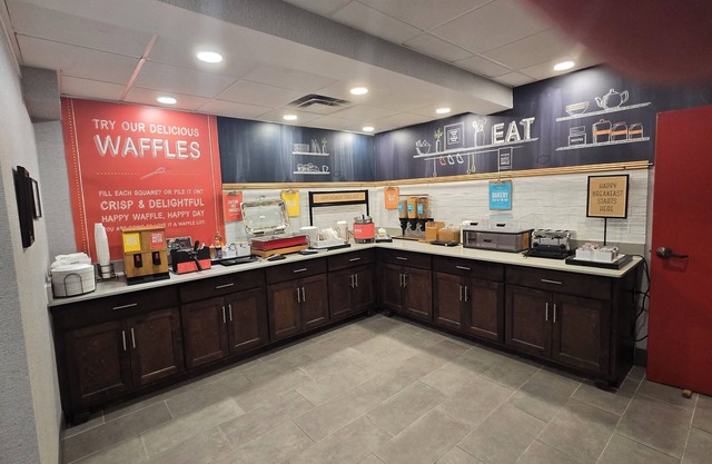 Hampton Inn Commerce