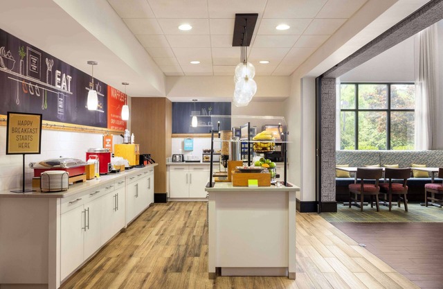 Hampton Inn & Suites Birmingham/280 East-Eagle Point