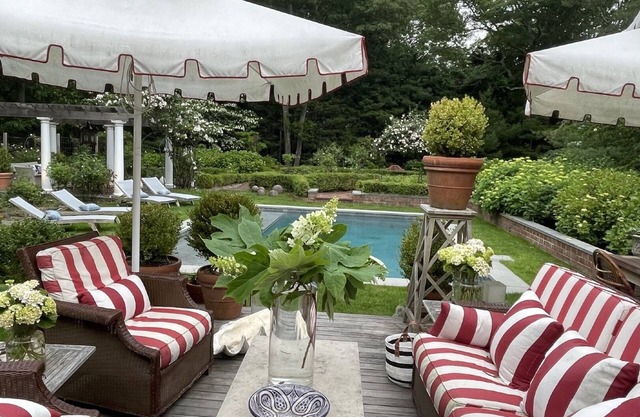 Hamptons Retreat ☀️ 5 bed 4 bath, salt water pool, gym, walk to water 🏖sleep10