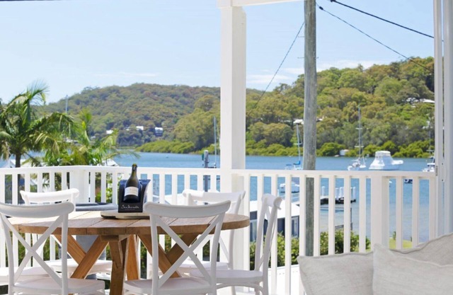 'Hamptons Retreat' by Accom Holidays