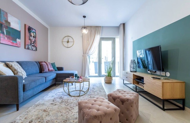Haneviim Court Complex - 1 Bedroom (Multi-unit)