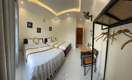 Hang Mua Sunrise Homestay