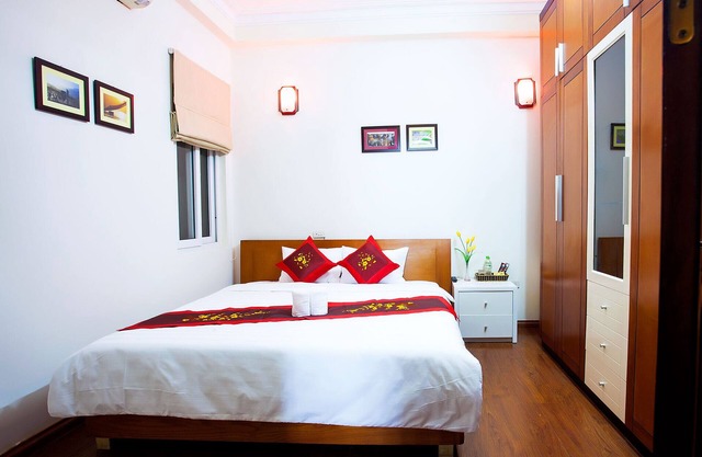 Hanoi Friendly House - Superior Room - Kingsize Bed!