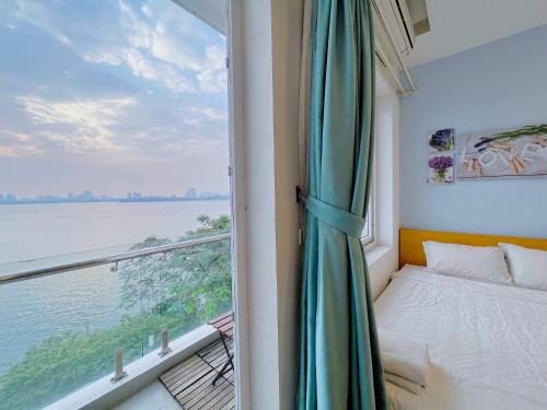 Hanoi Home 2 - Lake View Apartment