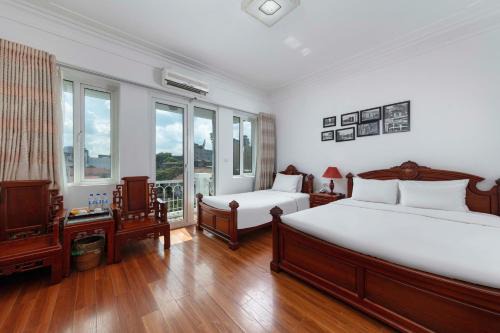 Hanoi Phoenix Premium Hotel