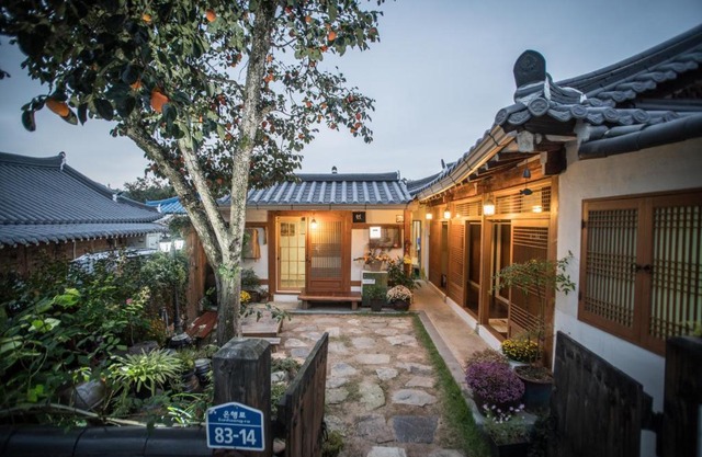 Hanok Story Guesthouse