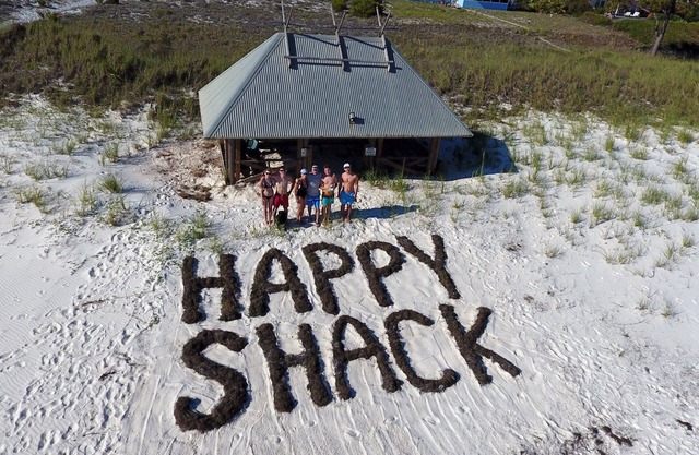 Happy Shack BEACH & BAY! Kayak, paddle boards, firepit, grille, wifi