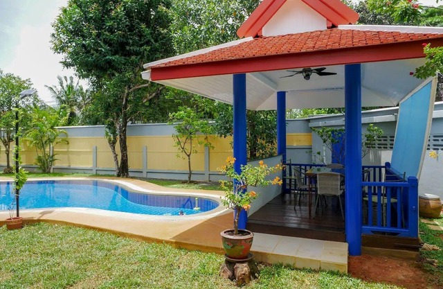Happy Thai Villa