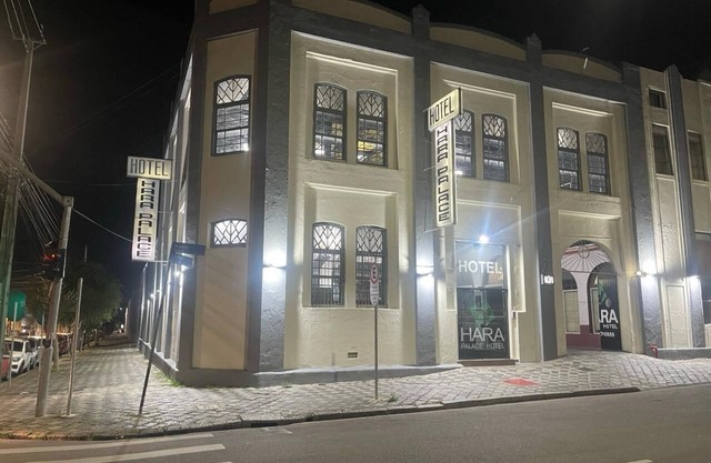 Hara Palace Hotel