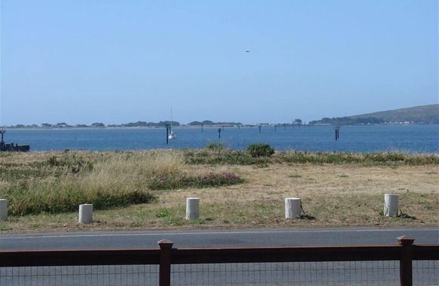 Harbor Cutie, Family Friendly, Nearby All Attractions, Playhouse & Outdoor Fun