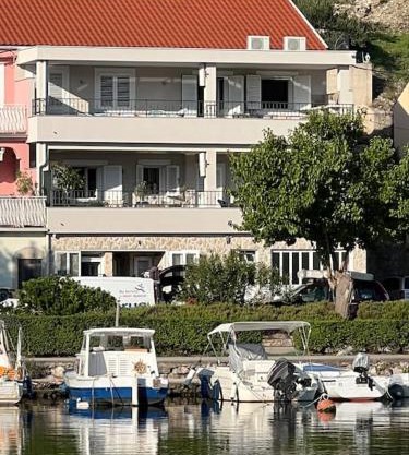 Harbour View House
