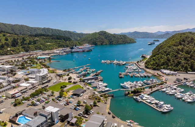 Harbour View Motel