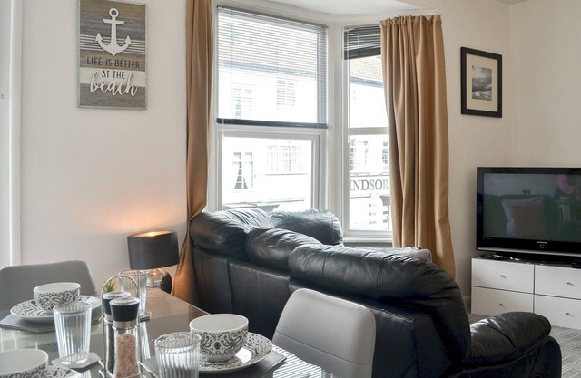 Harbour View - UK44164