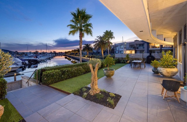 Harbourside Sunset Terrace | Marina Views & Living