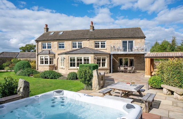 Harelands - a house that sleeps 8 guests in 4 bedrooms