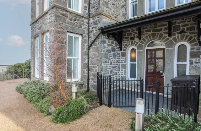 HARLECH APARTMENTS - BENDIGEIDFRAN, family friendly in Harlech