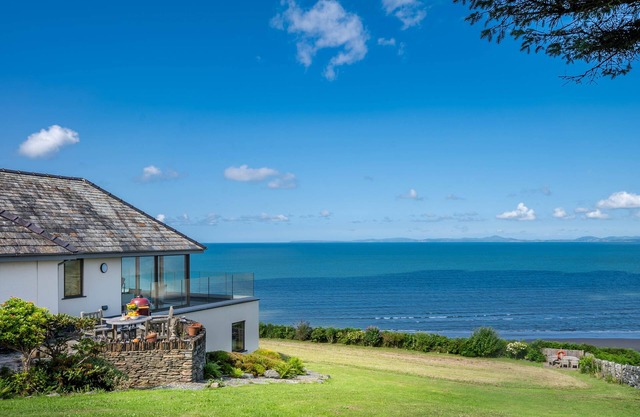 Harlech Holiday Cottage with Spectacular Views | Sarn-Badrig