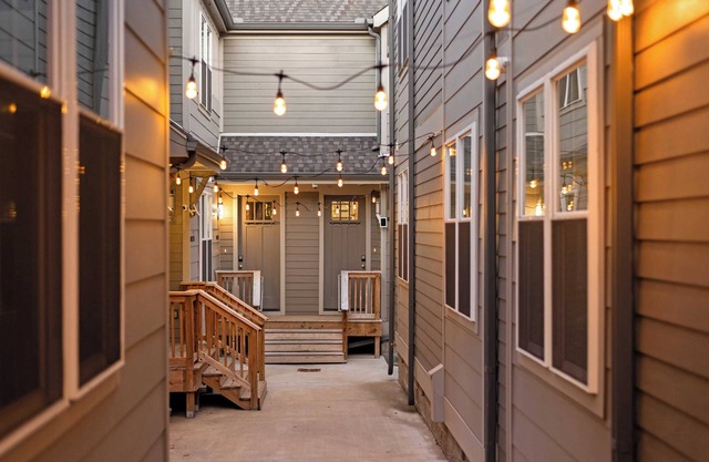 Hart Suite 15 by Avantstay Gorgeous Town House w/Modern Amenities in Nashville!
